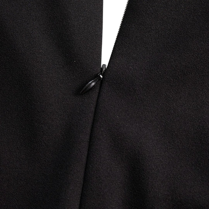Marina | Vestido negro refinado con cinturón y cuello mandarín - Van Moreau Utrecht