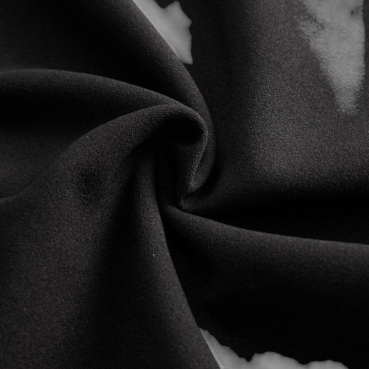 Marina | Vestido negro refinado con cinturón y cuello mandarín - Van Moreau Utrecht