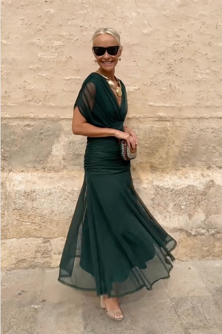 Vestido Luisa Escote en V - Van Moreau Utrecht