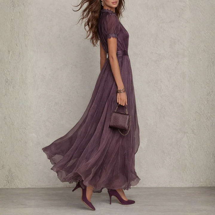 Vivienne | Lace Trim Chiffon Maxi Dress - Van Moreau Utrecht