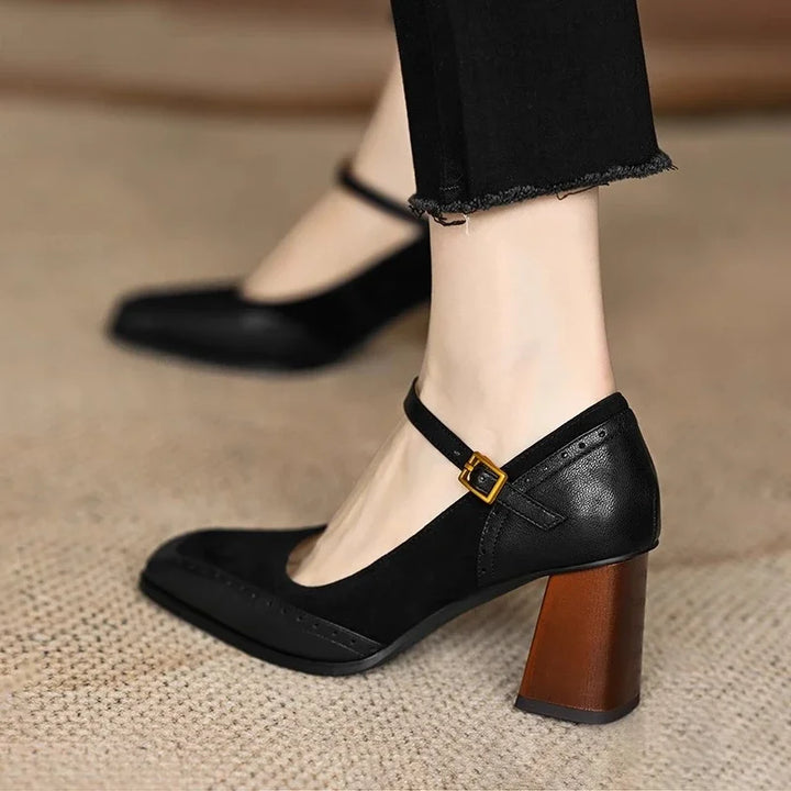 Tacones de Elegancia Terrosa - Van Moreau Utrecht