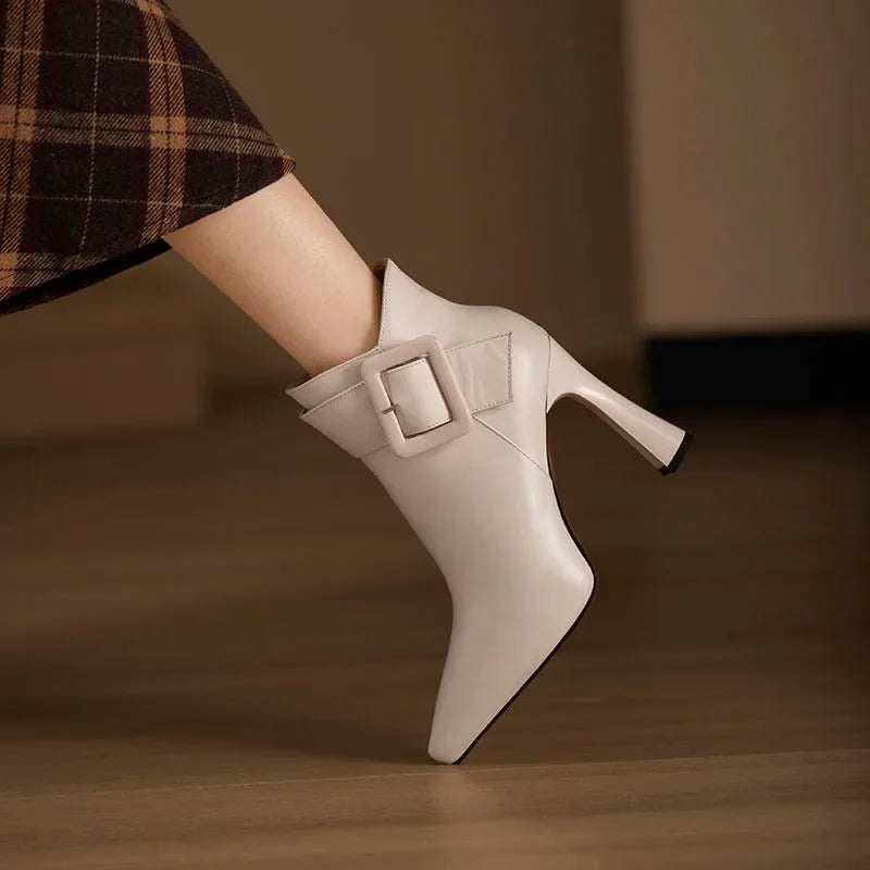 Yolanda | Botines Aveline con Hebilla - Van Moreau Utrecht