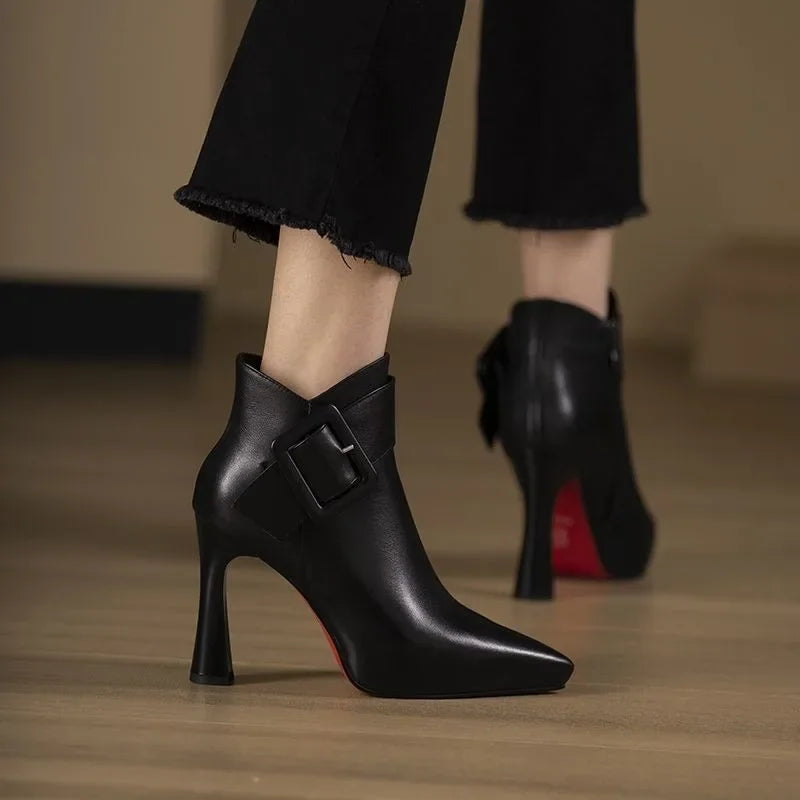 Yolanda | Botines Aveline con Hebilla - Van Moreau Utrecht